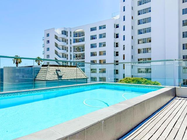 2 Bedroom Property for Sale in Sea Point Western Cape